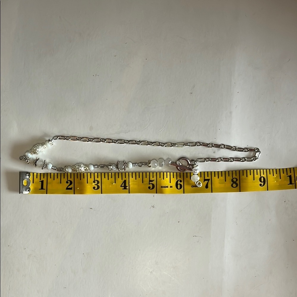 Handmade Elegant Silver copper and White Necklace - Picture 7 of 7
